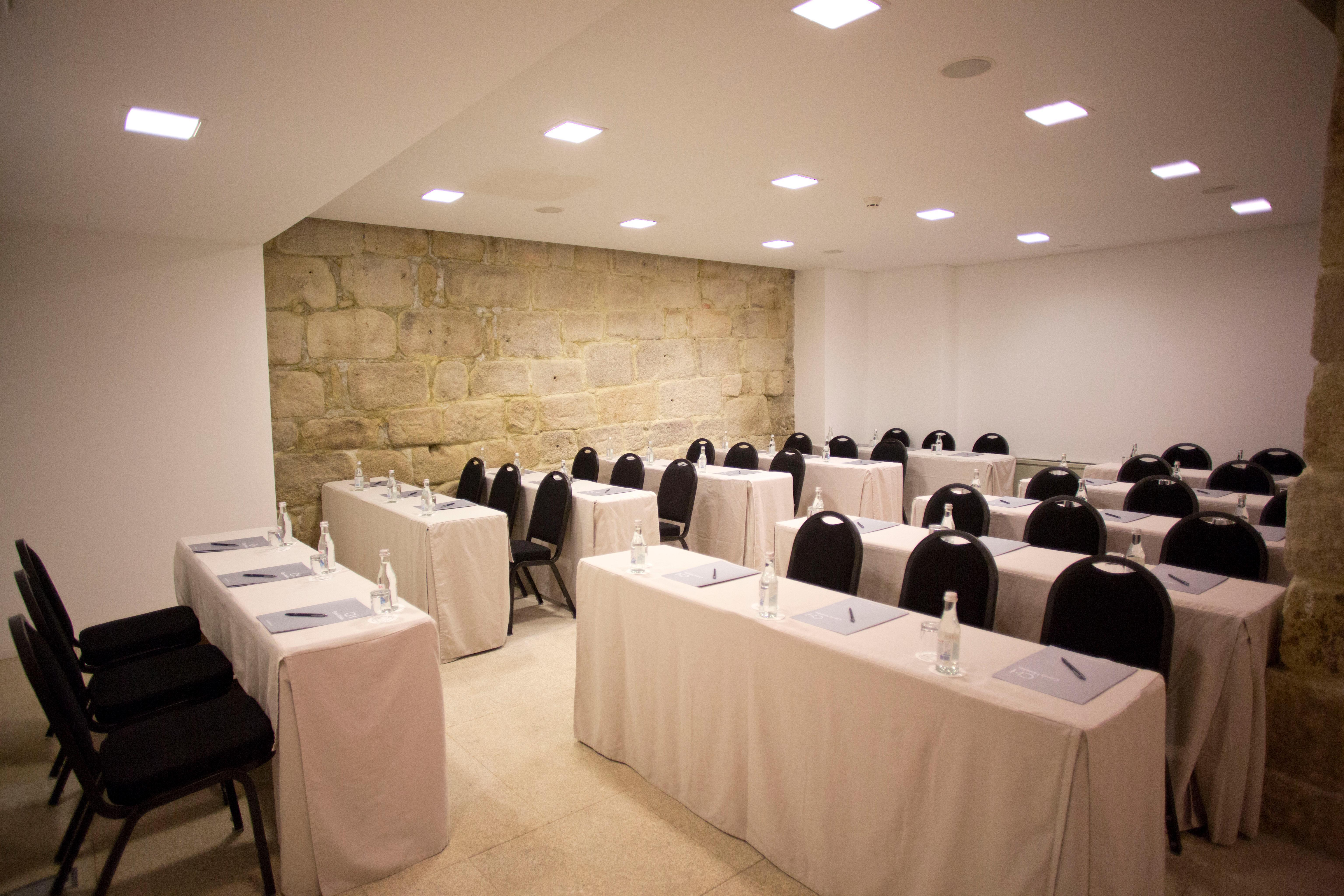Hotel Carris Porto Ribeira Esterno foto