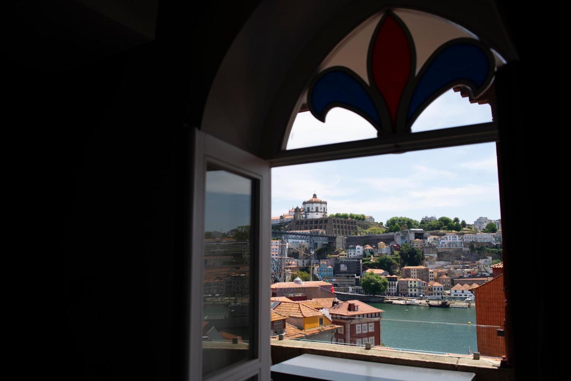 Hotel Carris Porto Ribeira Esterno foto