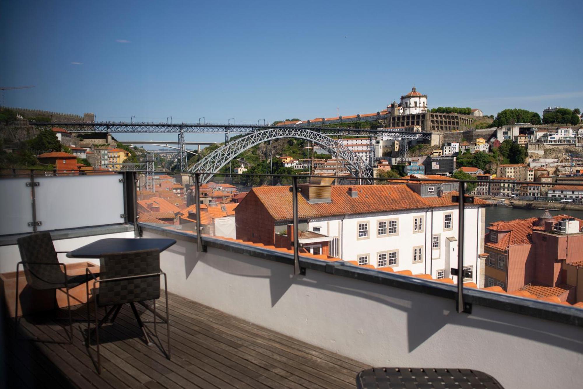 Hotel Carris Porto Ribeira Esterno foto