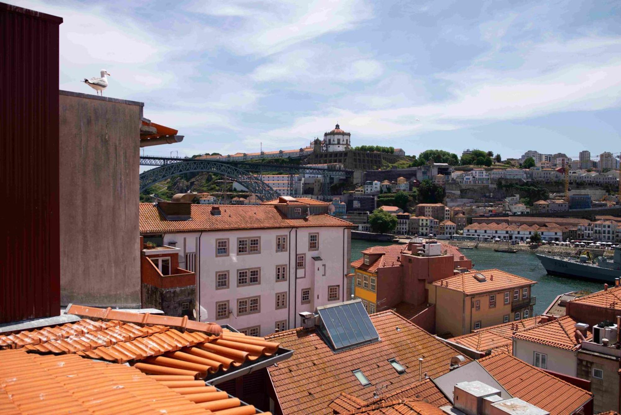 Hotel Carris Porto Ribeira Esterno foto
