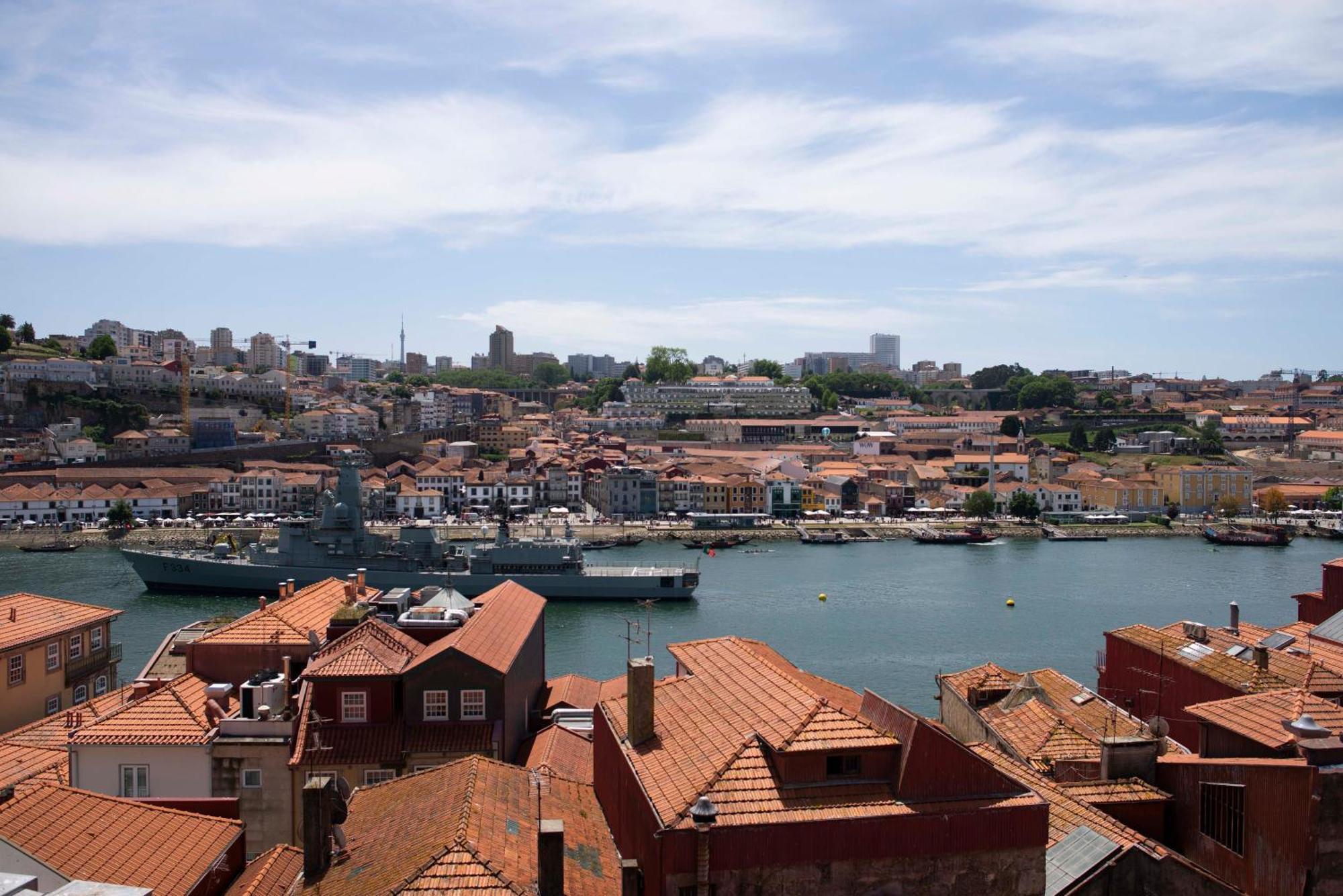 Hotel Carris Porto Ribeira Esterno foto