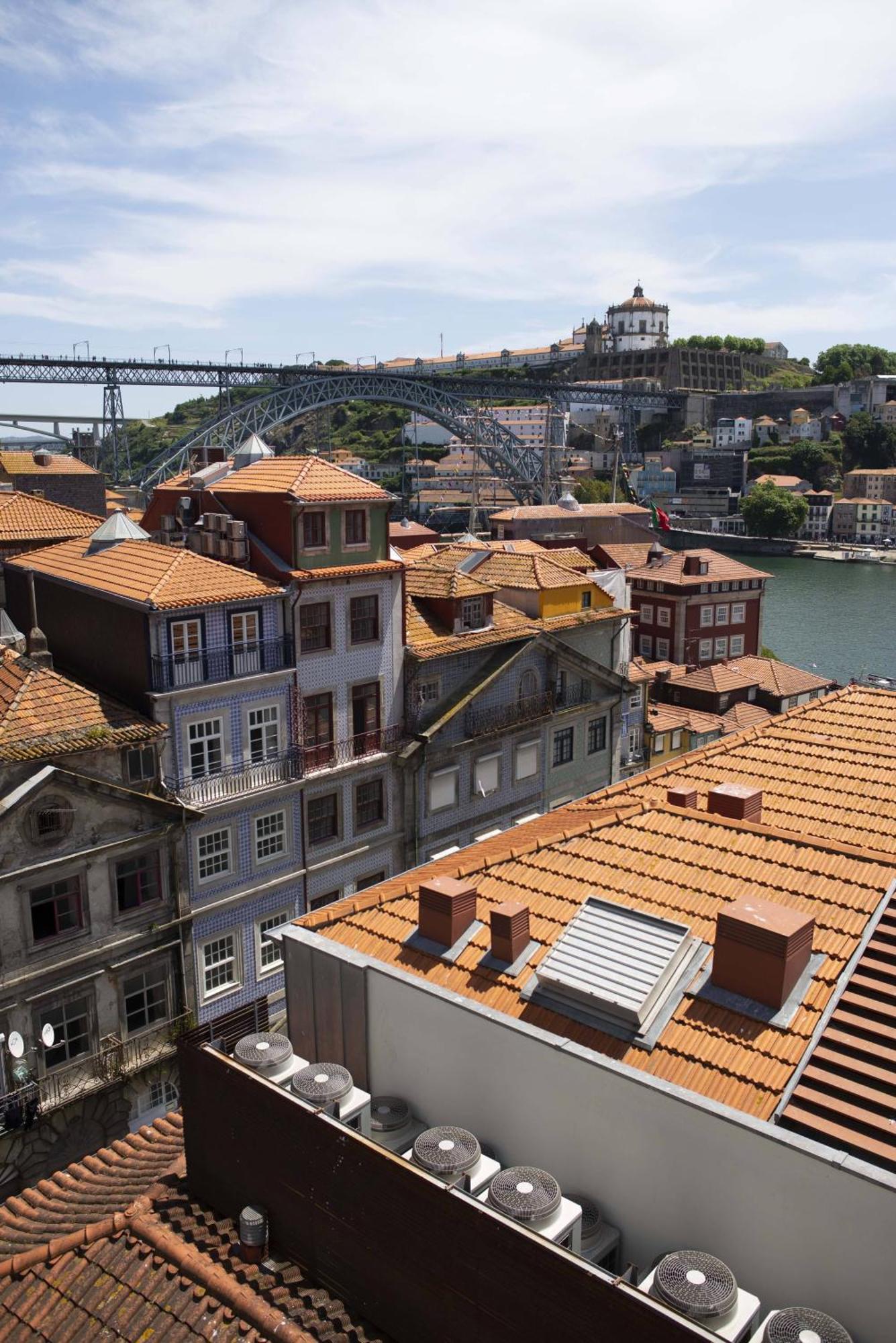 Hotel Carris Porto Ribeira Esterno foto