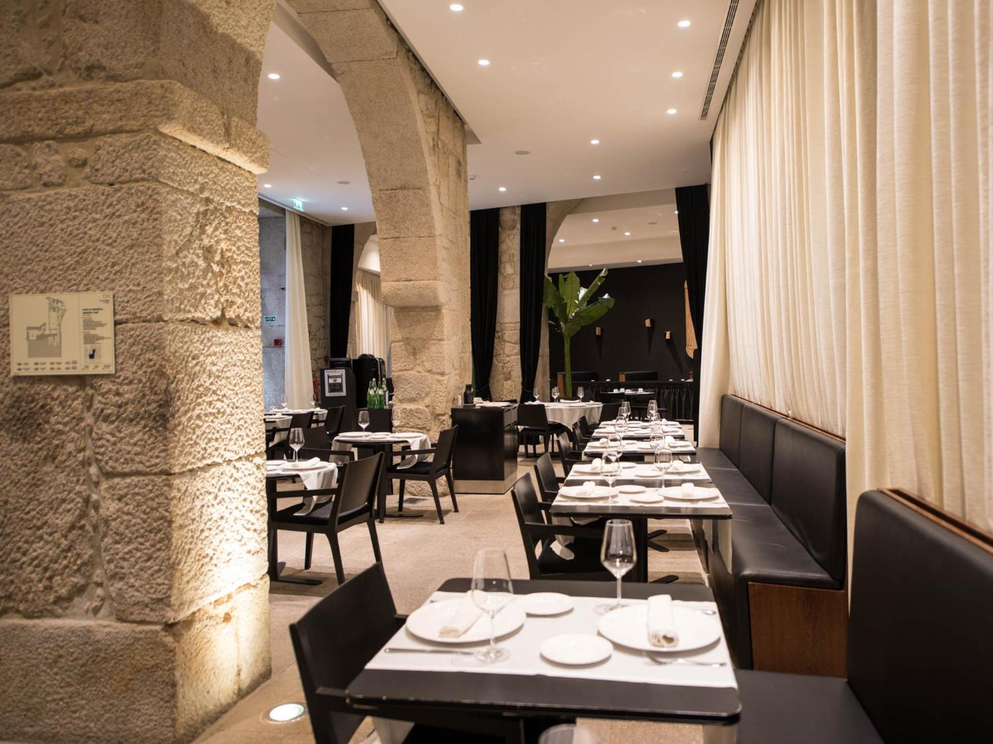 Hotel Carris Porto Ribeira Esterno foto